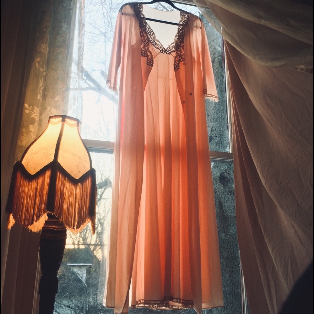 70s Peignoir Nightgown Set 38